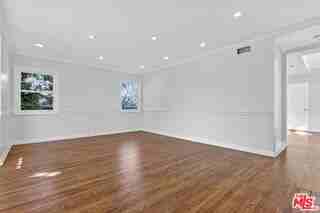 10341 Keswick Ave - Photo 7 of 8