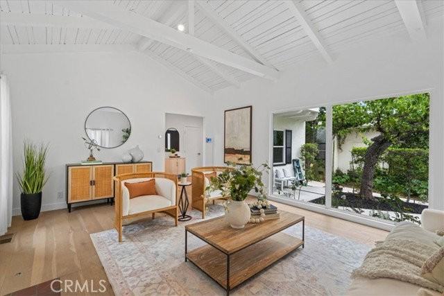 1320 Thayer Ave - Photo 7 of 8