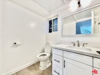 402 Pacific St #2 - Photo 7 of 8