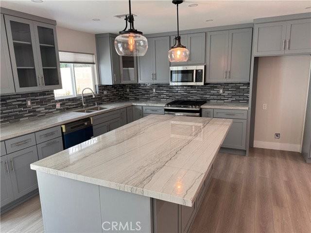 873 S Chantilly St - Photo 6 of 8