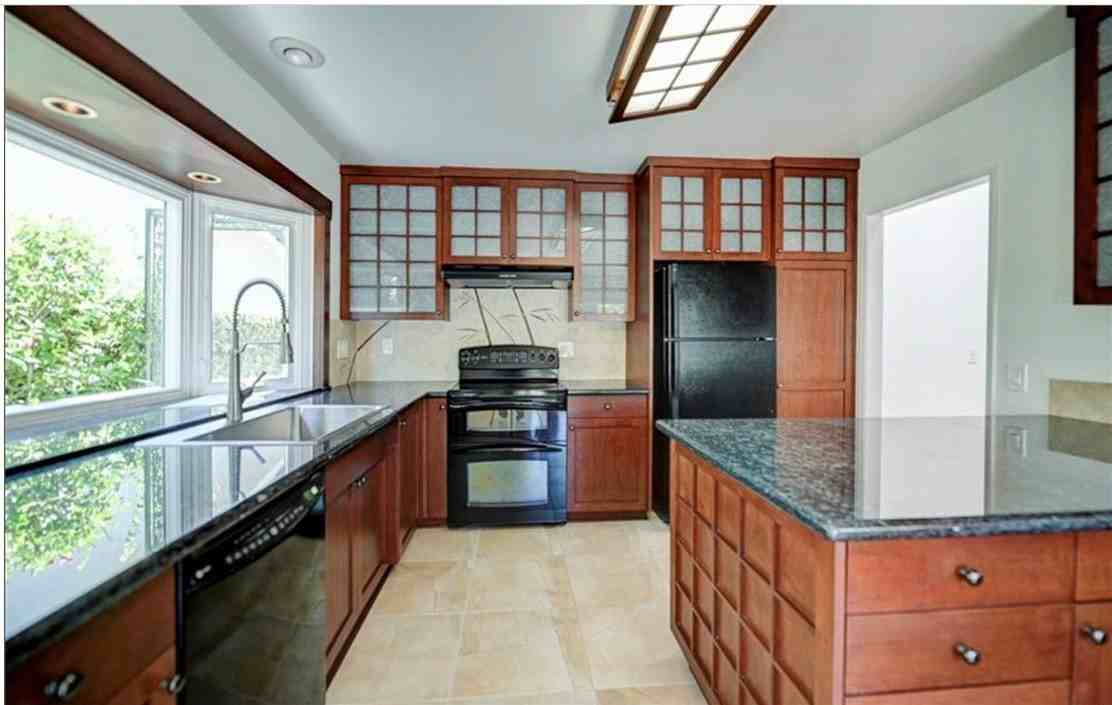 5411 Glenstone Dr - Photo 6 of 8
