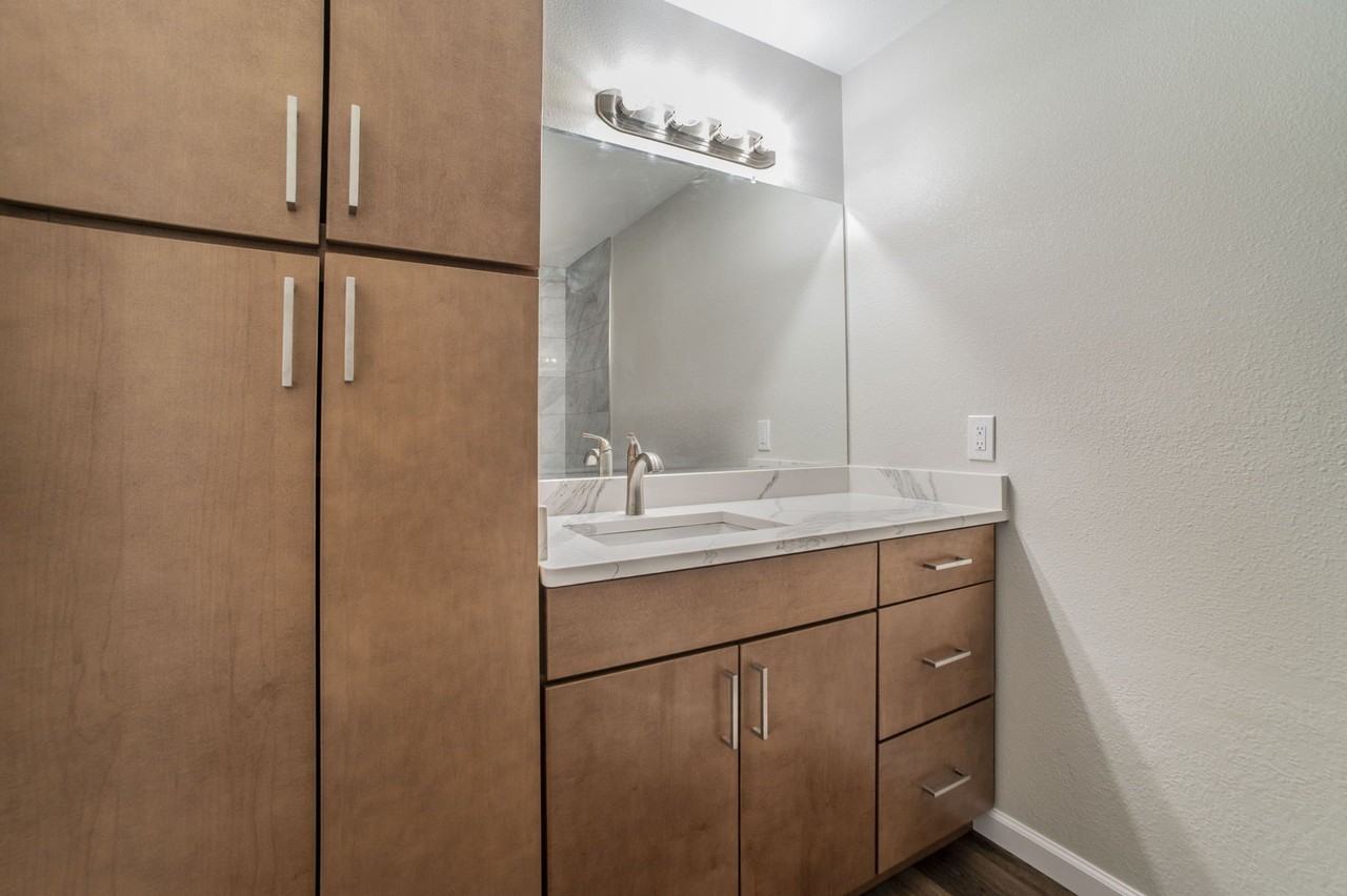 4901 Curzon Ave #105 - Photo 7 of 26