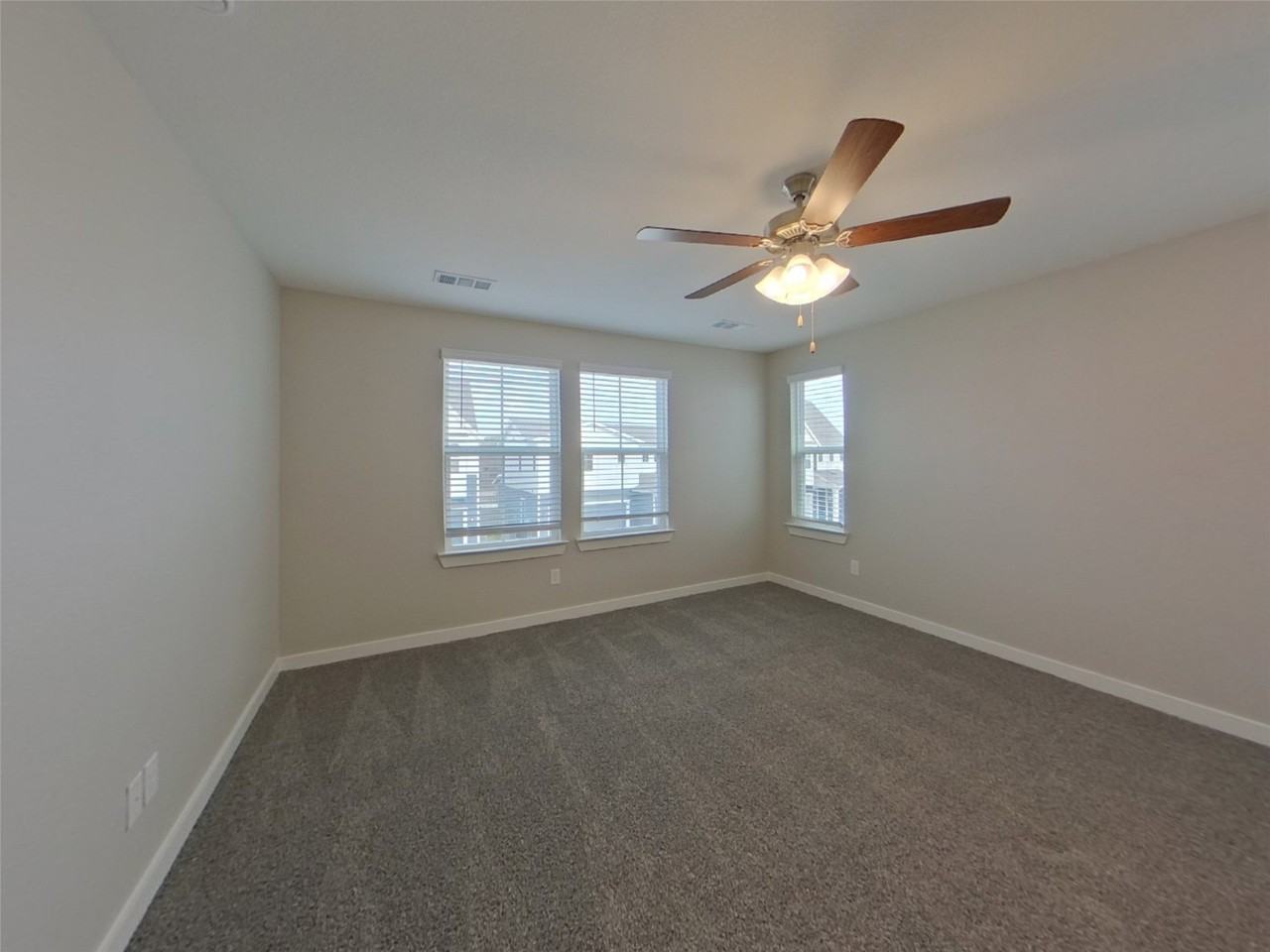718 Lacewing Dr - Photo 6 of 16