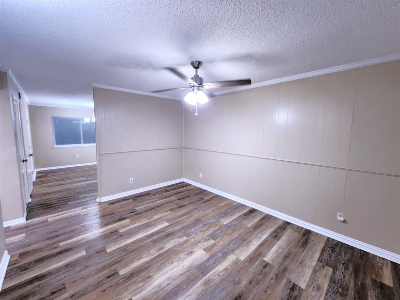 127 Cooper St - Photo 5 of 21