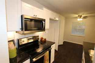 737 Holiday Dr - Photo 1 of 1