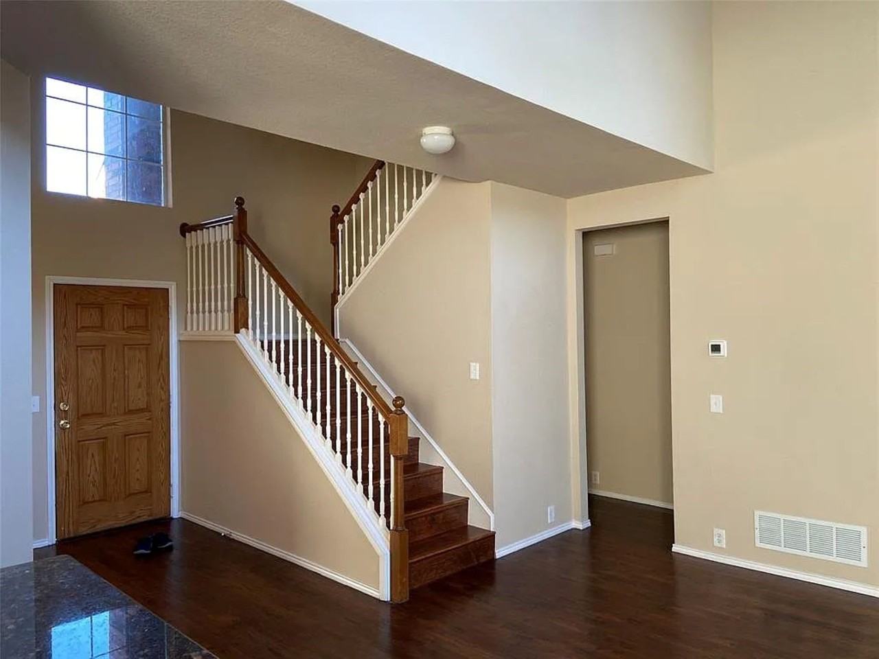 2013 Trinity Ln - Photo 3 of 19