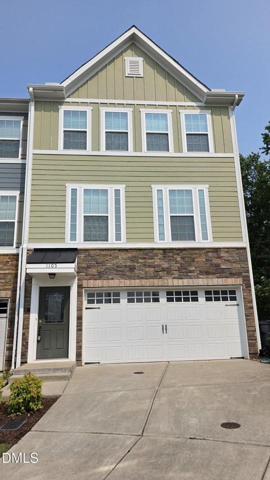 1105 Boxcar Way - Photo 2 of 20