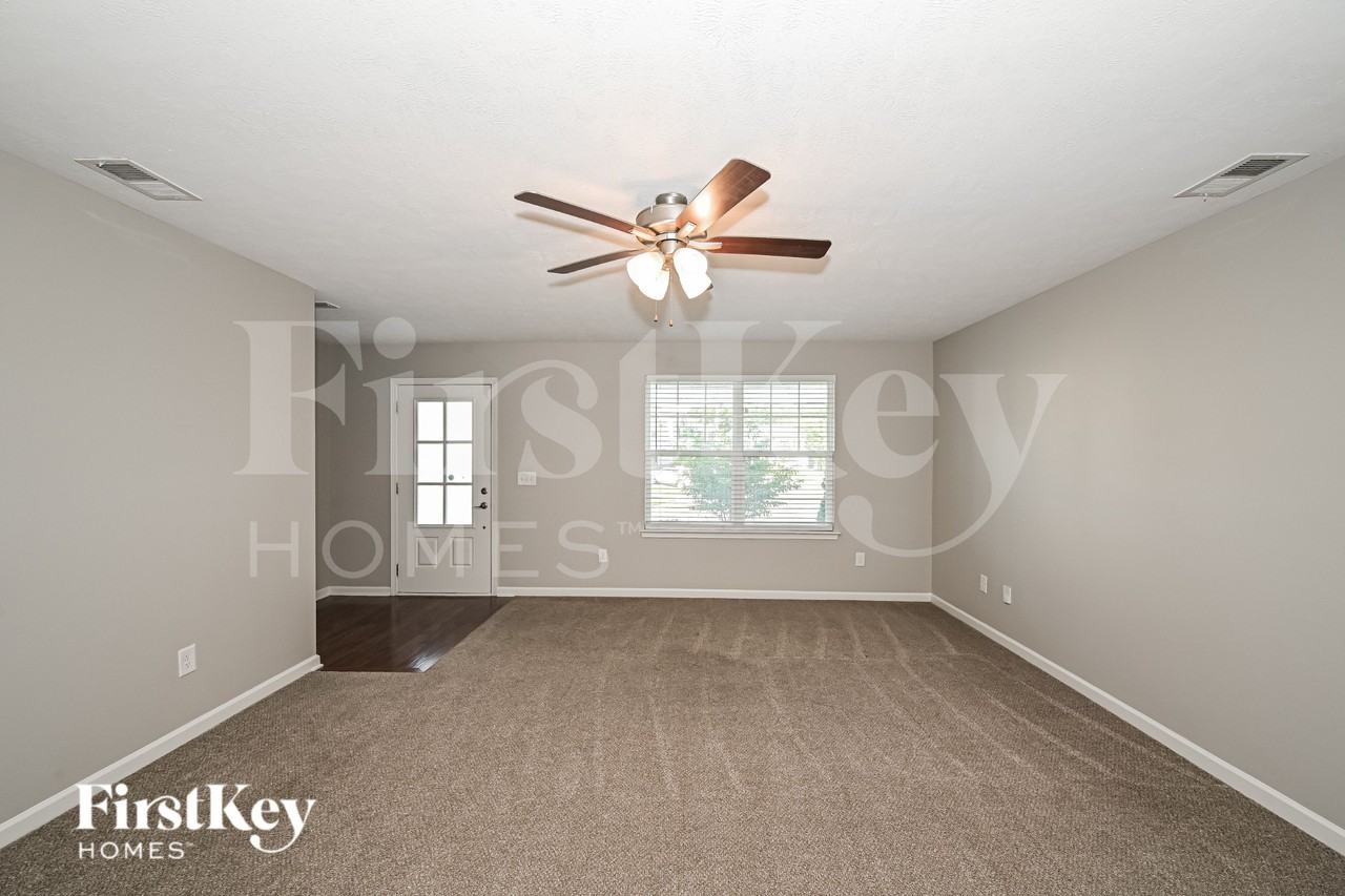 126 Kash Ct - Photo 2 of 19