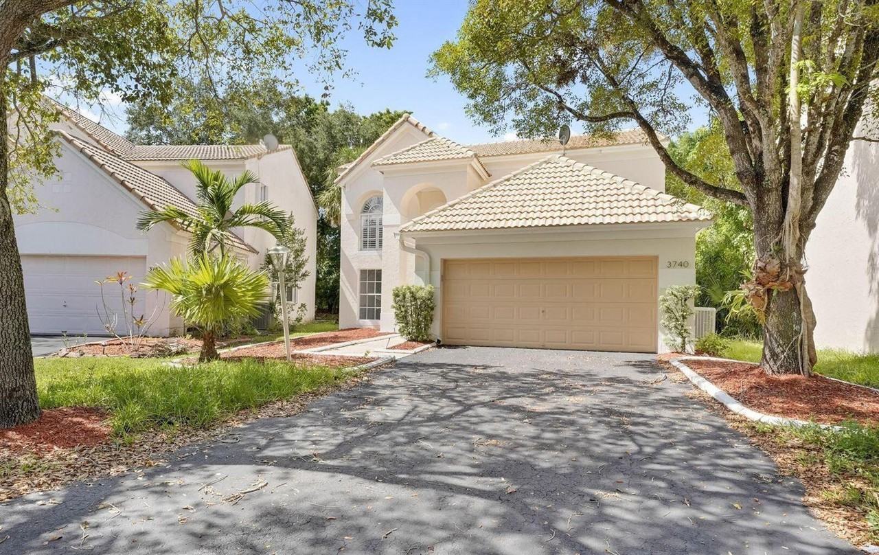 3740 Wilderness Way - Photo 2 of 8