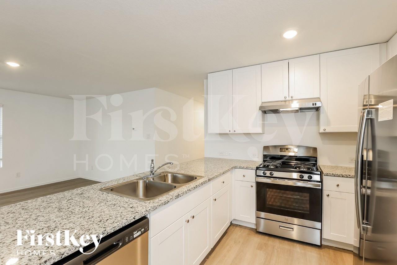 10606 Pablo Way - Photo 6 of 16