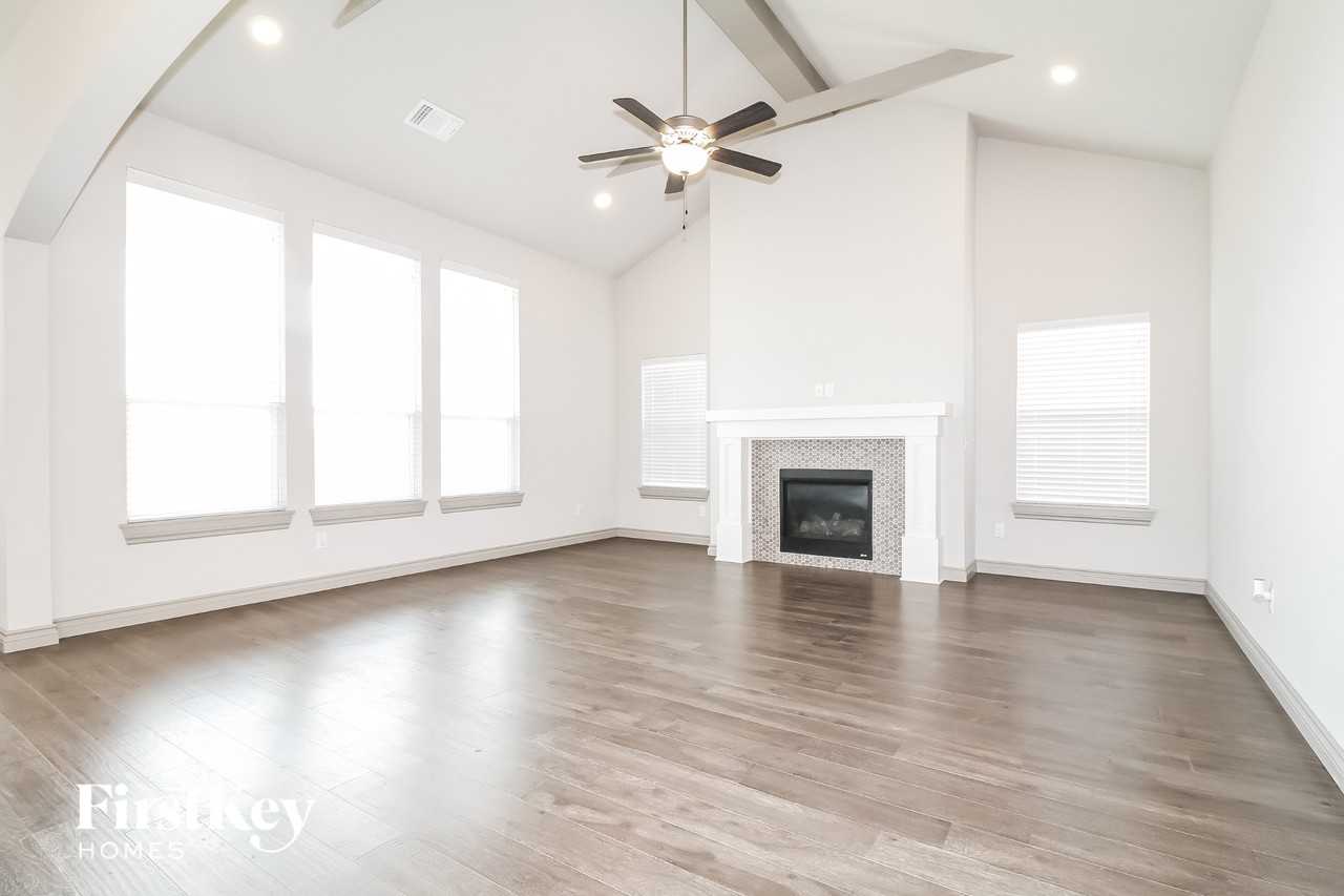 1628 Sw 159th St - Photo 2 of 15