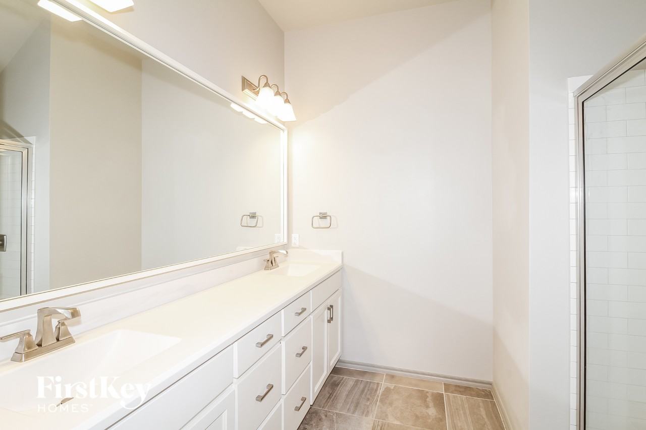 1628 Sw 159th St - Photo 7 of 15