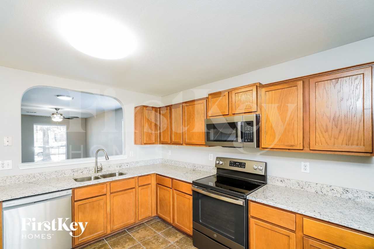 9538 Shetland Ct - Photo 6 of 15