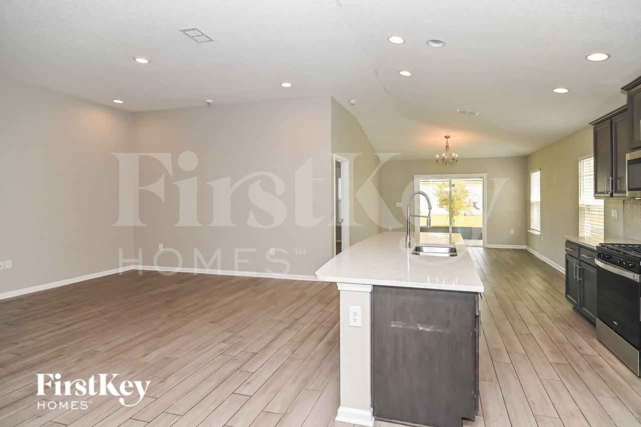 82783 Belvoir Ct - Photo 7 of 16