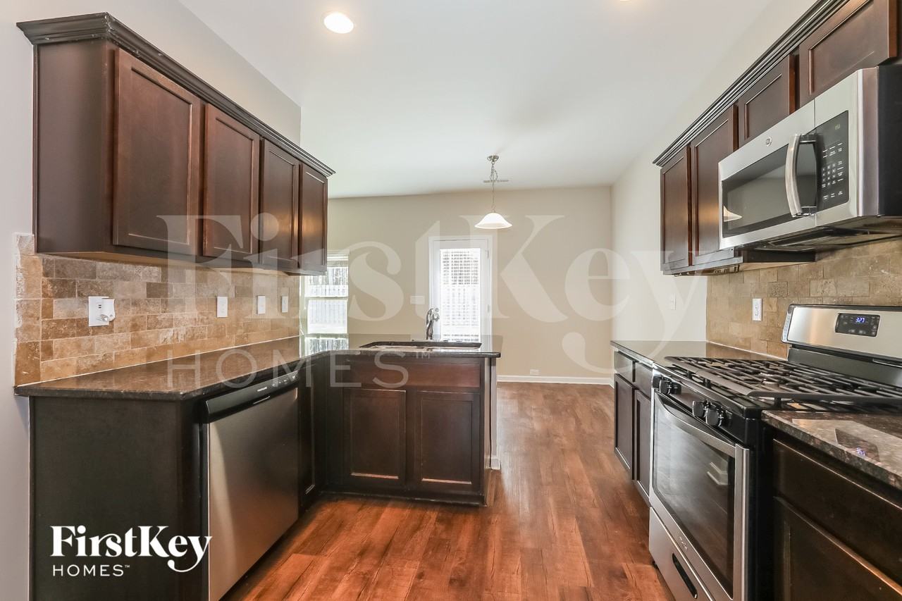 3527 Lebella Ln - Photo 5 of 15