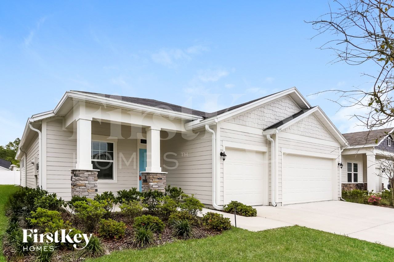12069 Bridgehampton Rd - Photo 2 of 15