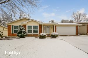 featured image of 15721 Hill House Rd