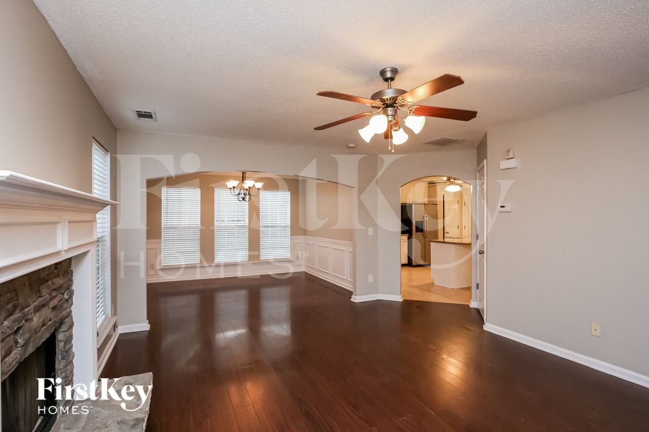 148 Red Hawk Dr - Photo 4 of 15
