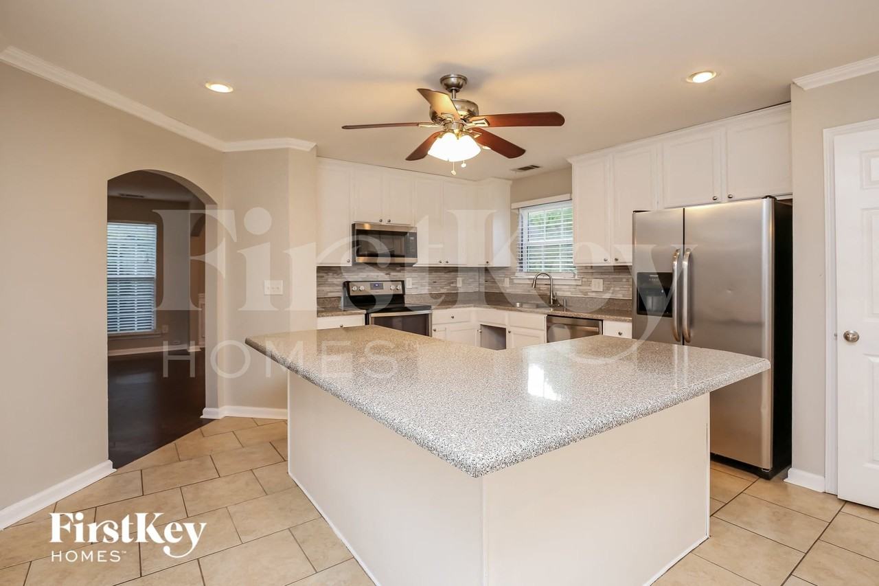 148 Red Hawk Dr - Photo 6 of 15