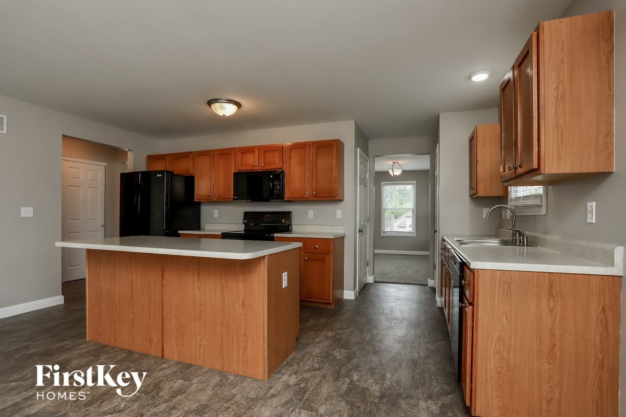 128 Homefield Lake Ct - Photo 6 of 15