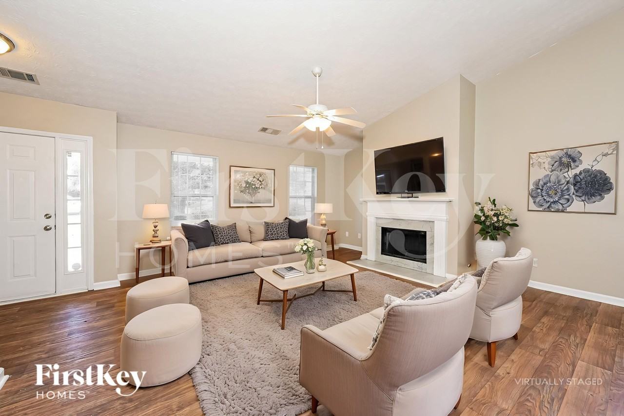 1580 Willow River Run - Photo 4 of 19
