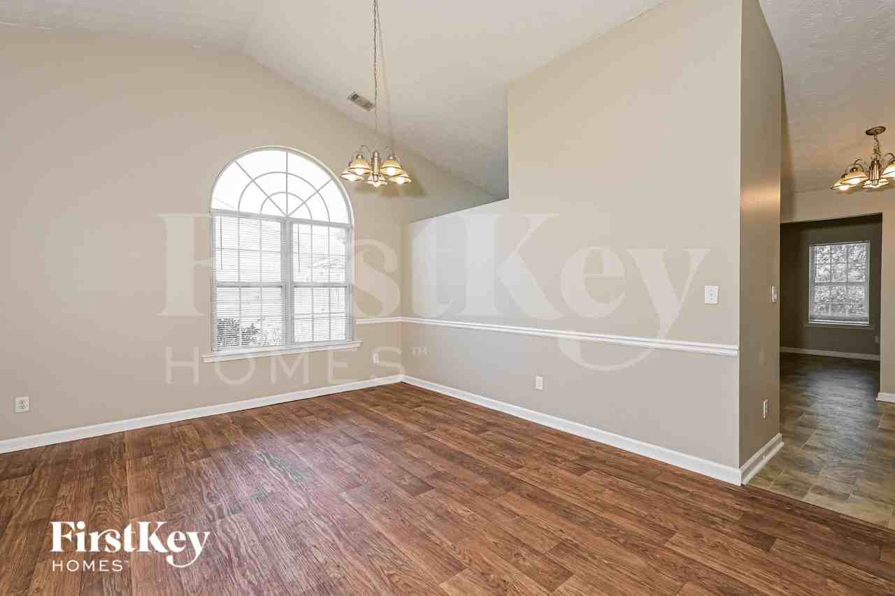1580 Willow River Run - Photo 5 of 19