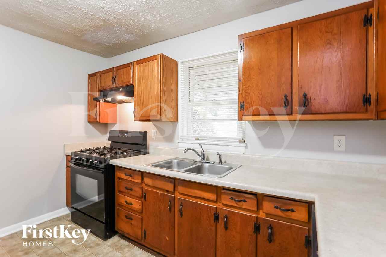 727 Alfred Rd Nw - Photo 7 of 15