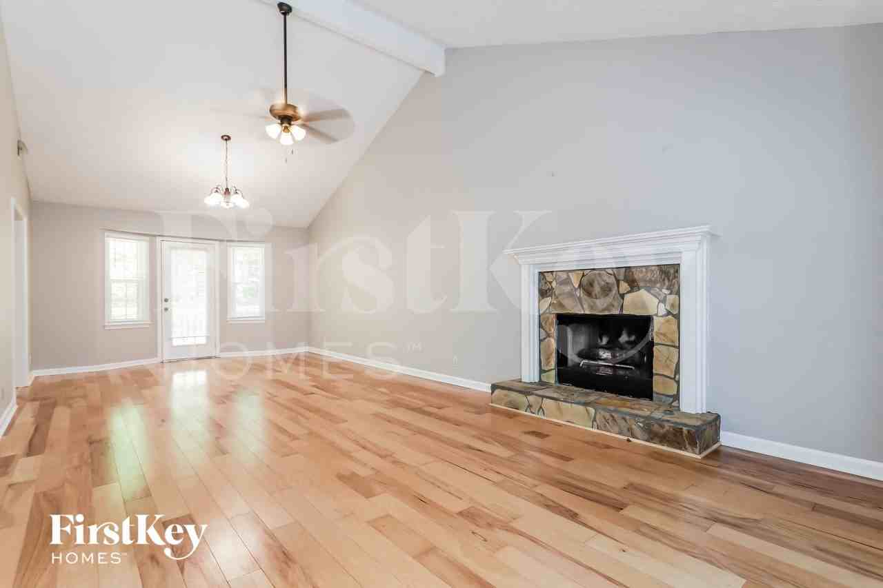 960 Old Spring Way - Photo 3 of 15