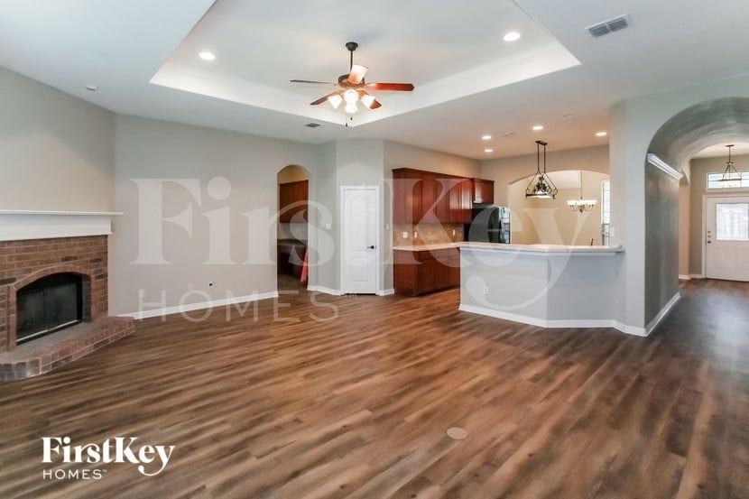 5829 Nathaniel Dr - Photo 2 of 15