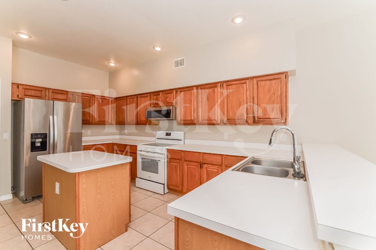 308 Forrest Crest Ct - Photo 6 of 19