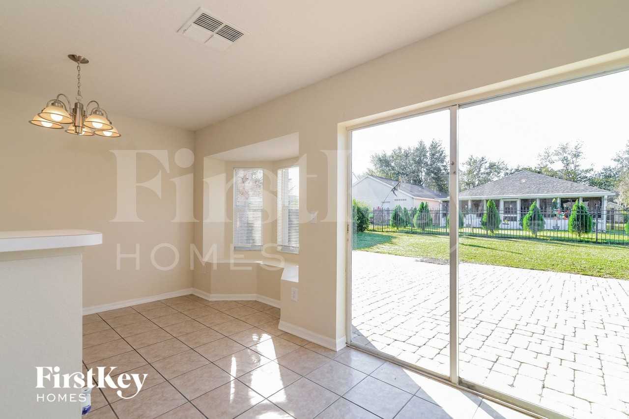 6173 Skylarkcrest Dr - Photo 5 of 15