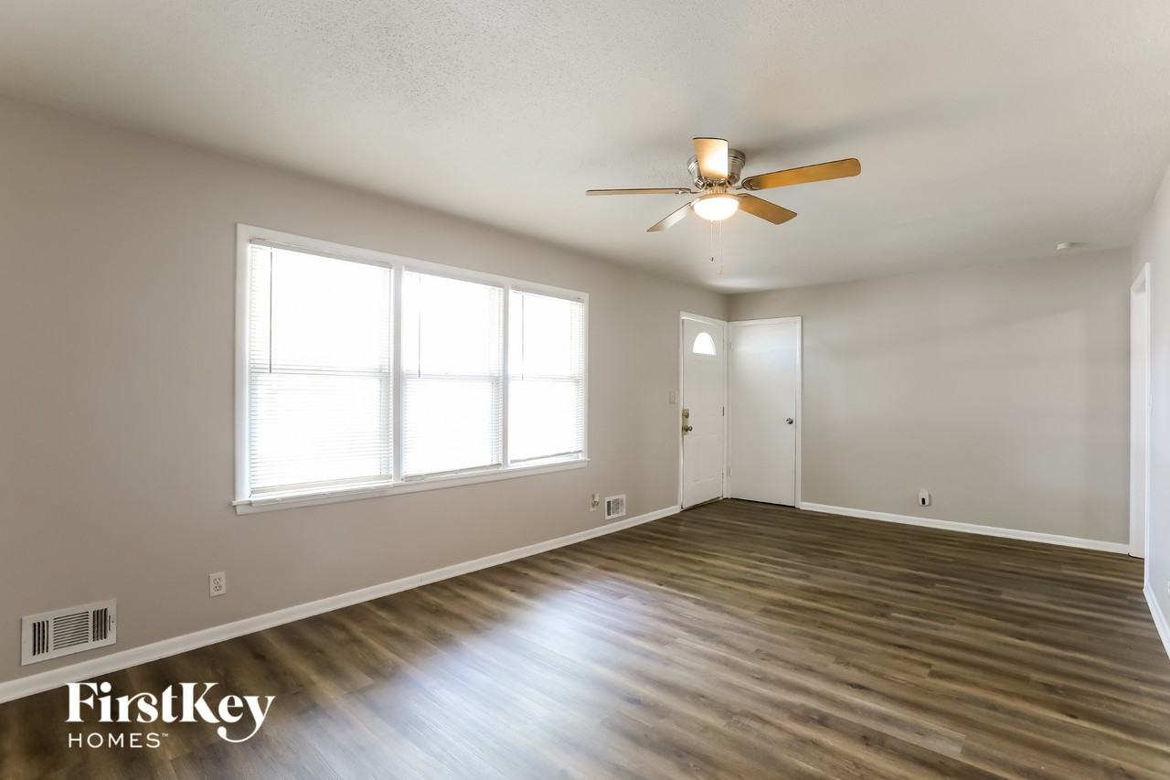 8817 Blue Ridge Blvd - Photo 4 of 15