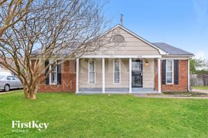 featured image of 6630 Windflower Ln