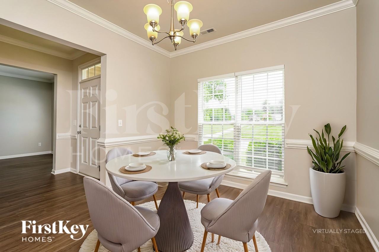 4204 Laurel Ridge Cir - Photo 6 of 19
