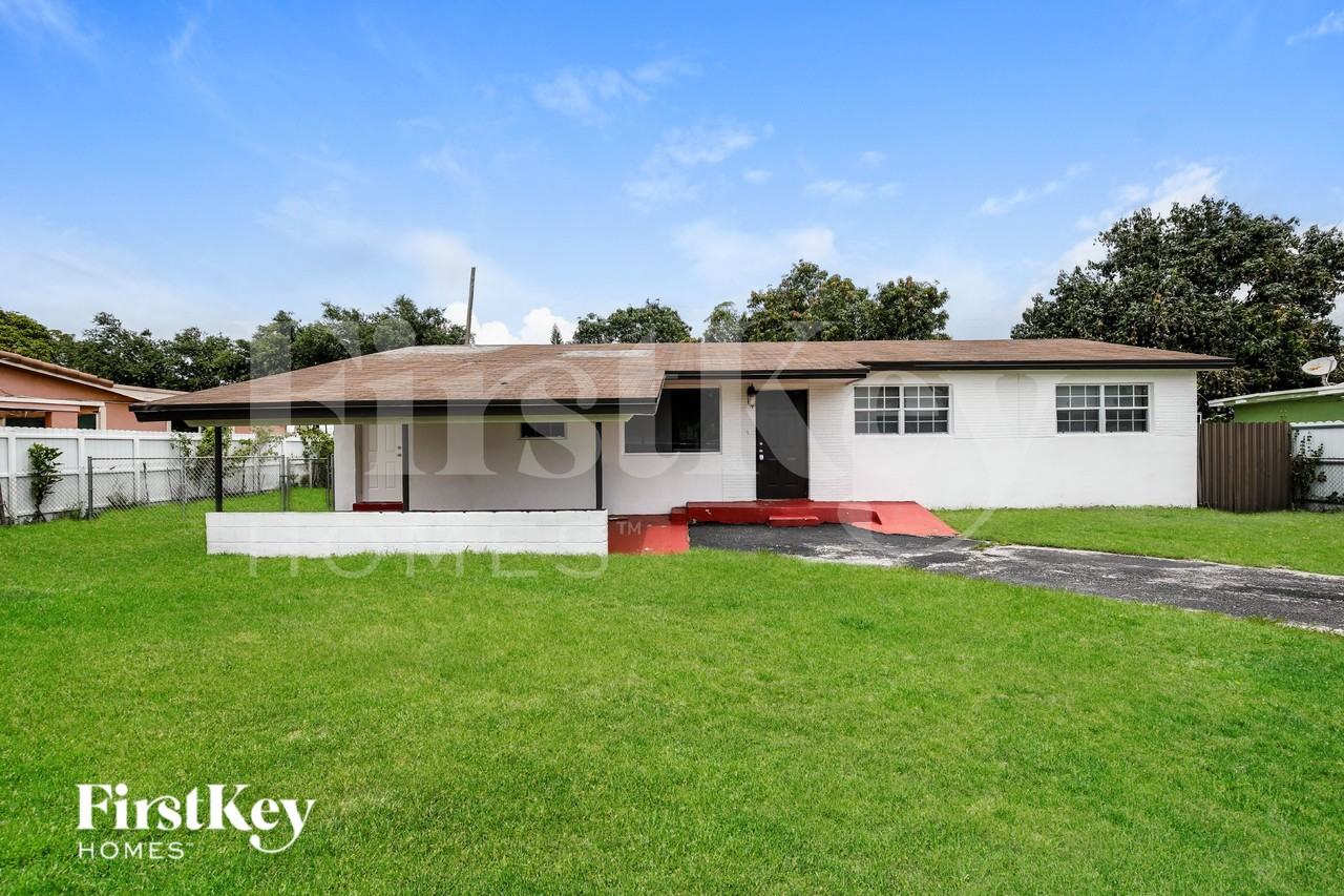 4115 Nw 185th St