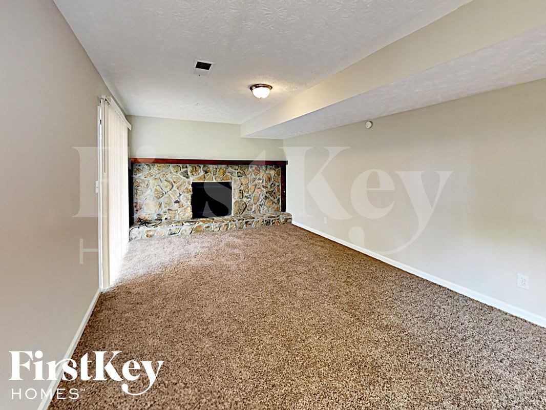 1340 Teaberry Cir - Photo 2 of 17