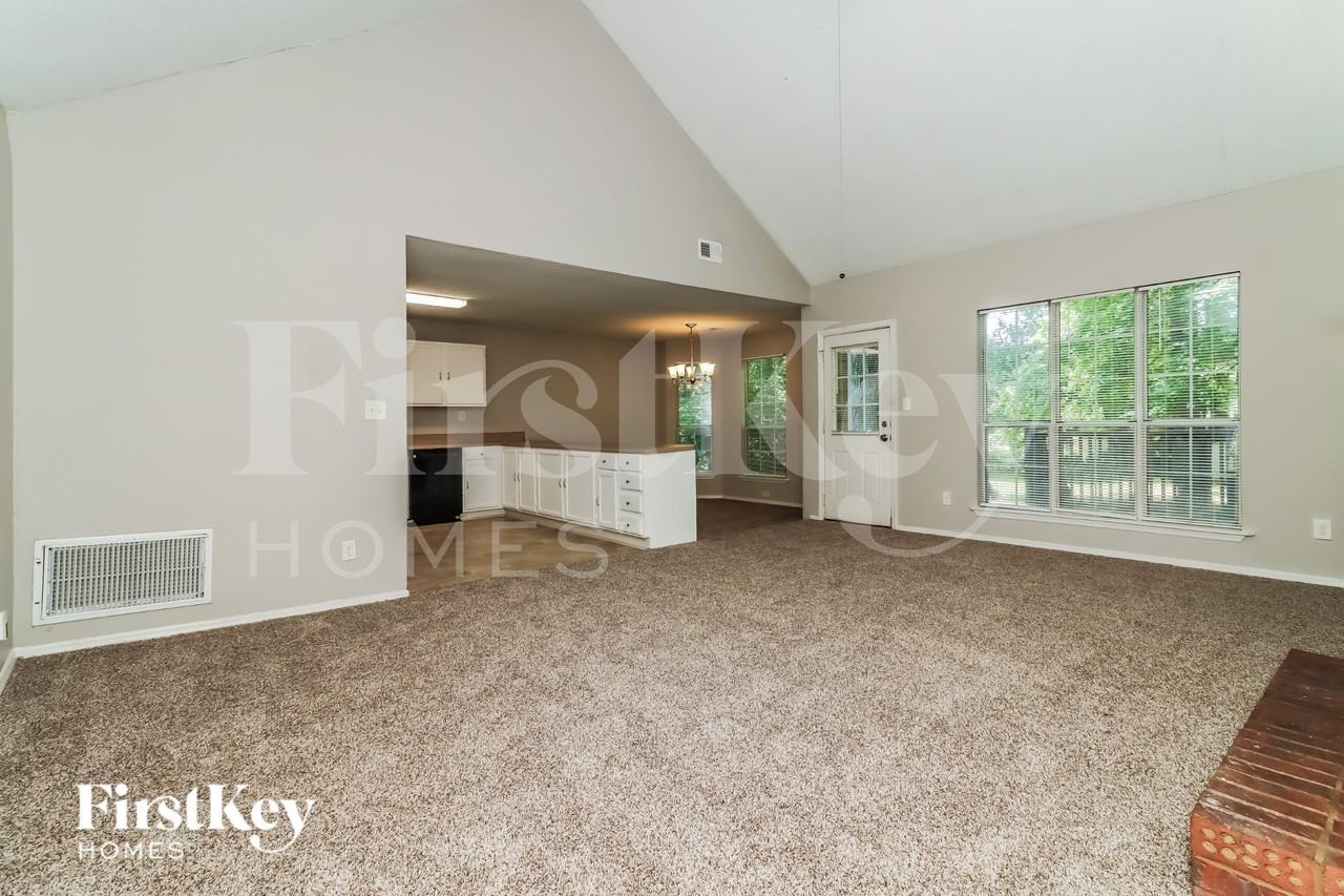 1199 Paddocks Way - Photo 3 of 19
