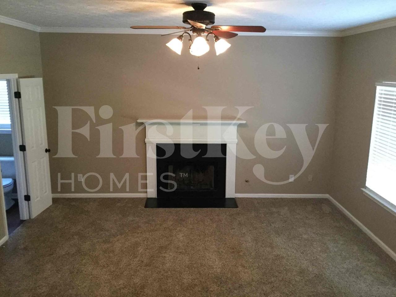 1115 Ivey Ln - Photo 5 of 16