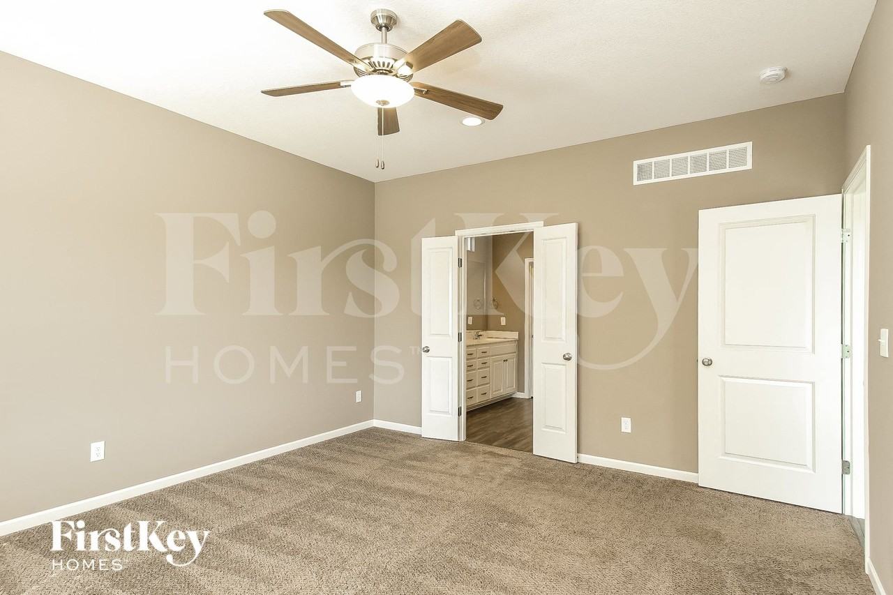 11105 Highview Rd - Photo 7 of 14