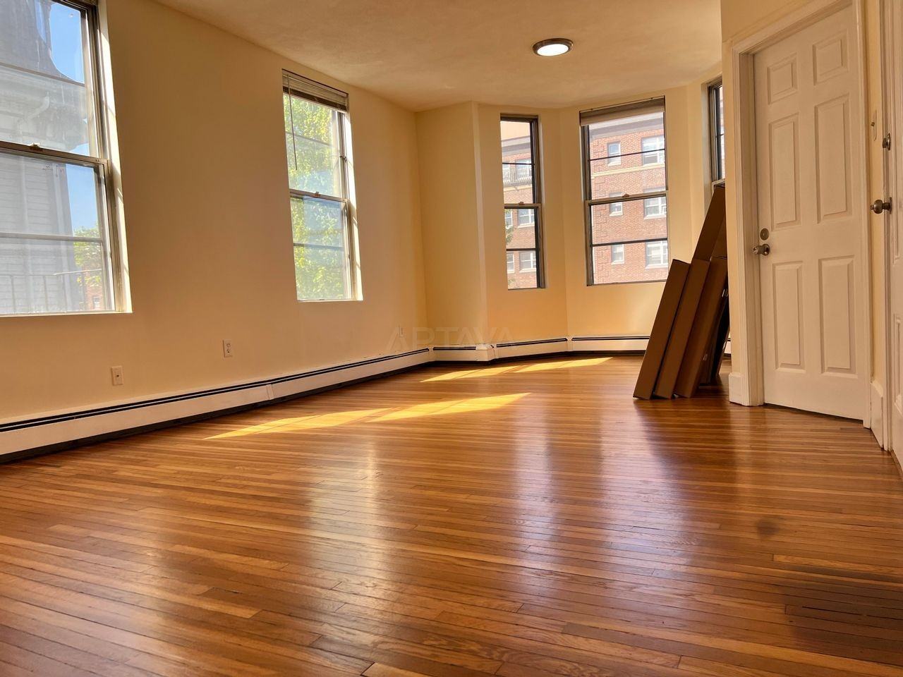 394 Broadway #2 - Photo 4 of 4