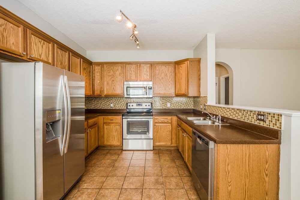 9934 White Poplar Dr - Photo 5 of 16