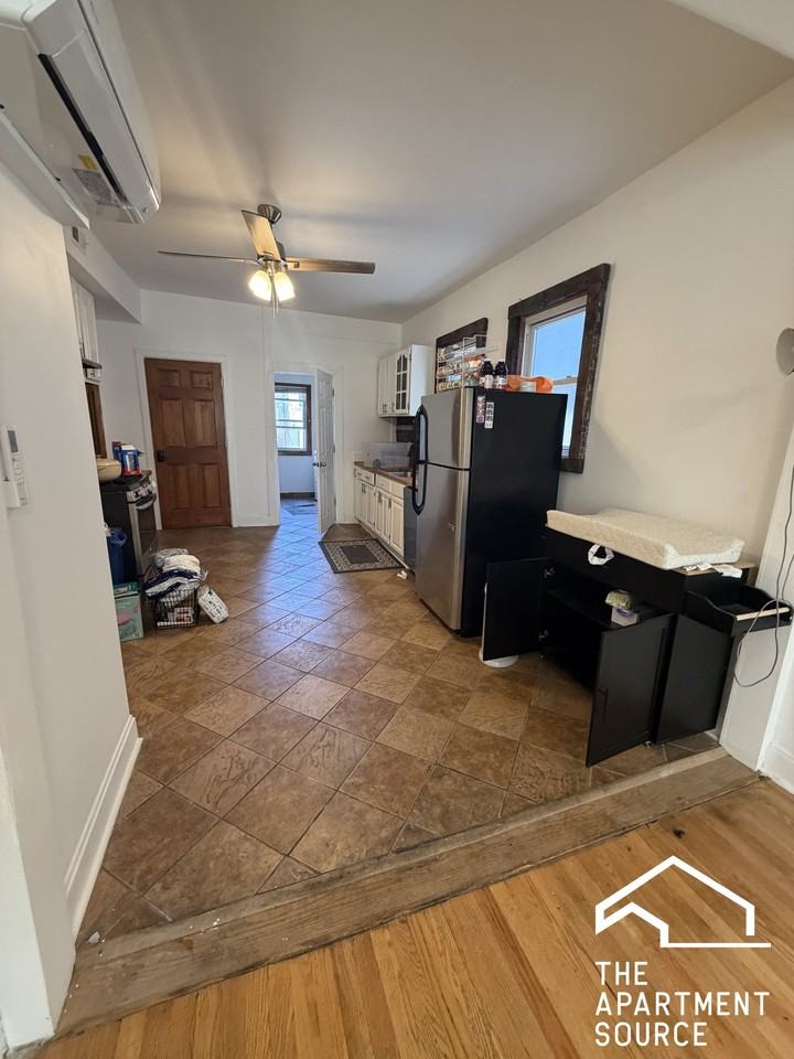 2638 W Belden Ave #2 - Photo 5 of 11