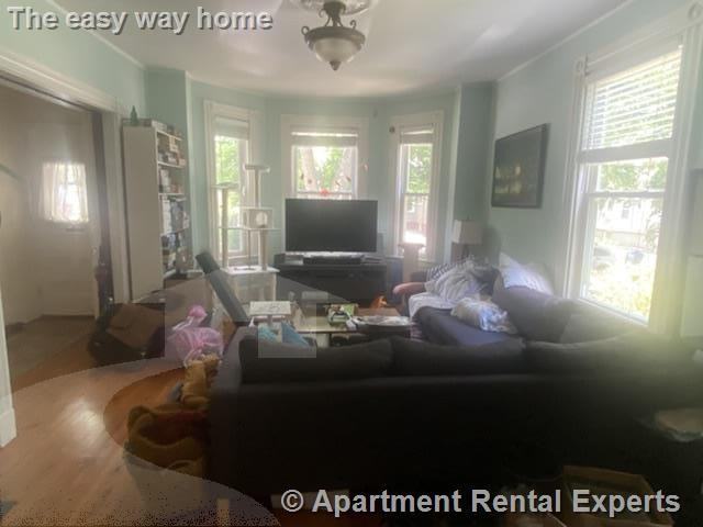 27 Francesca Ave - Photo 2 of 10