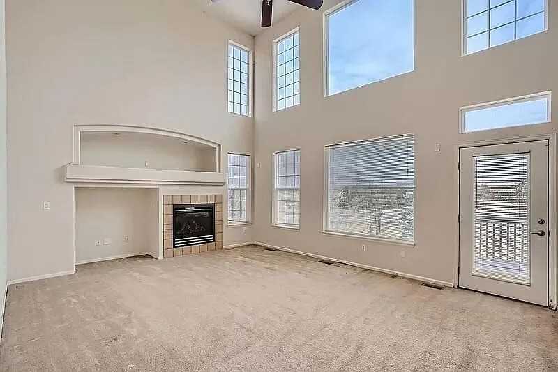 20981 E Hampden Pl - Photo 7 of 25