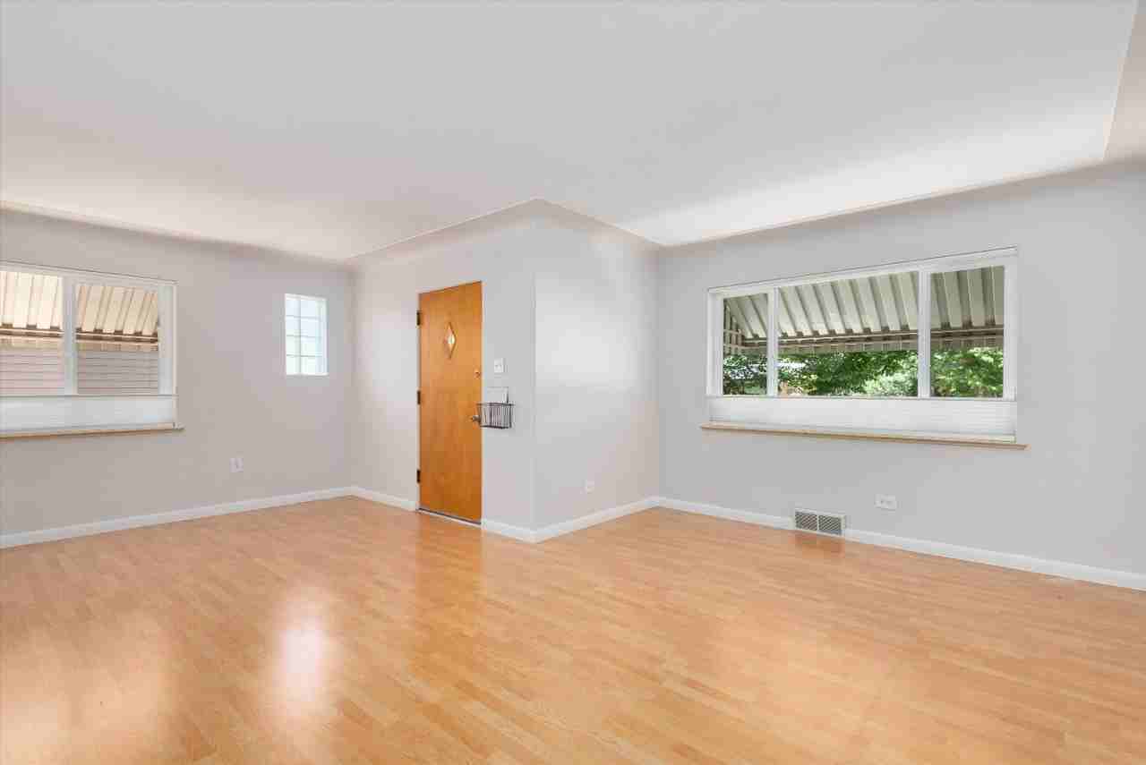 2516 Xavier St - Photo 7 of 45