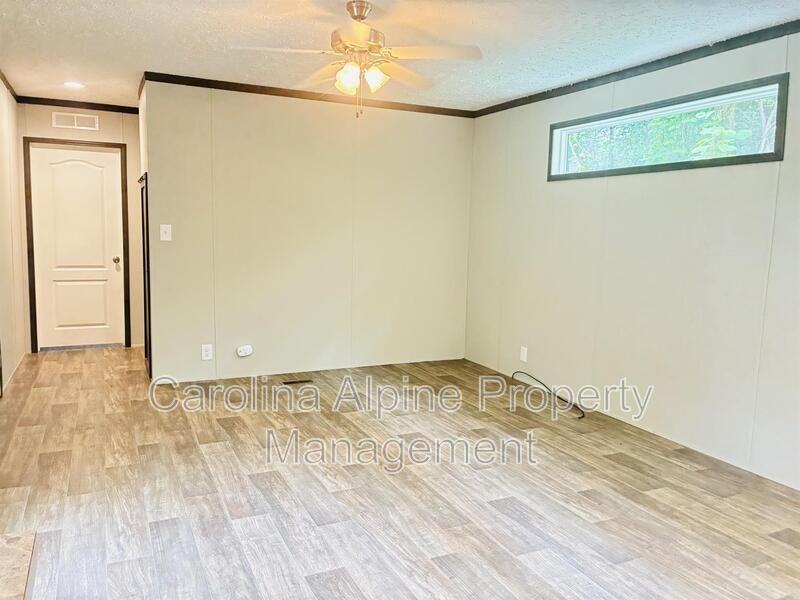 315 Starling Ln - Photo 4 of 21