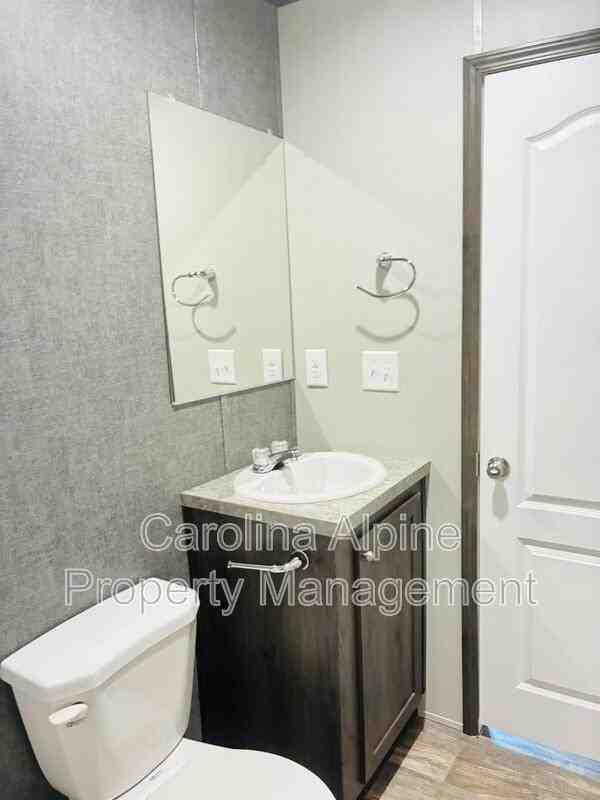 315 Starling Ln - Photo 6 of 21