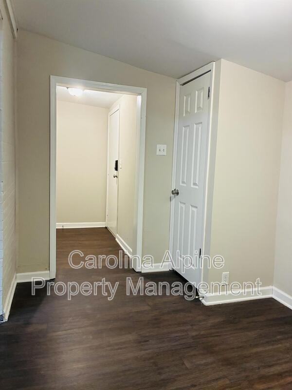 819 Buffalo St #B - Photo 3 of 12