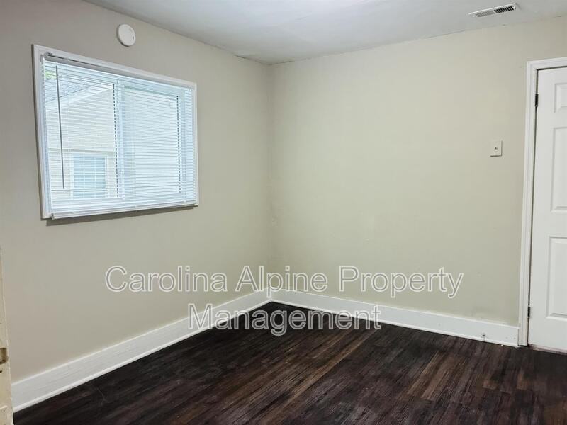 819 Buffalo St #B - Photo 5 of 12