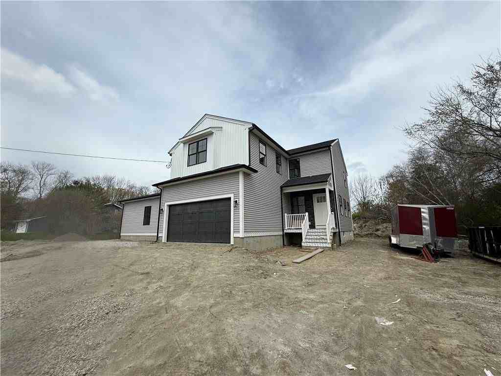 124 Birch Swamp Rd ##B